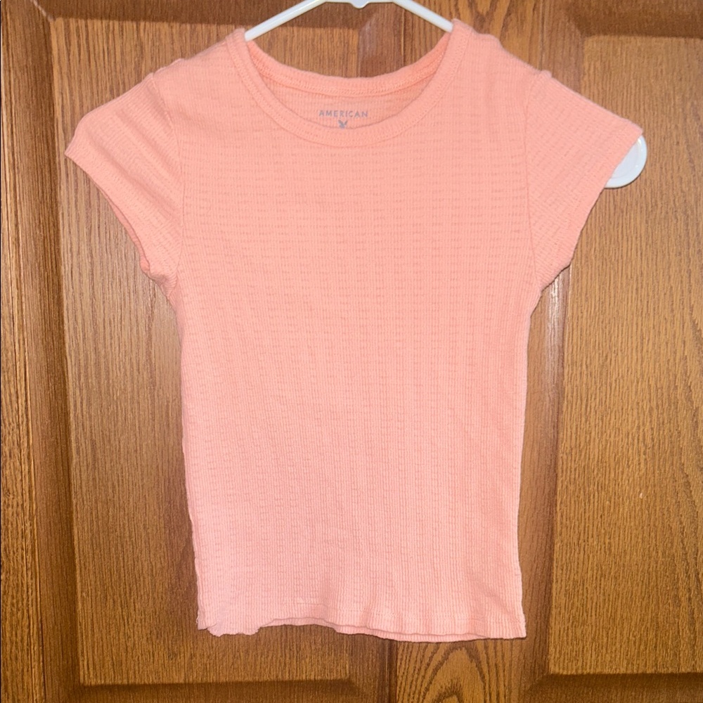 American Eagle Outfitters Peach Short Sleeve Tee